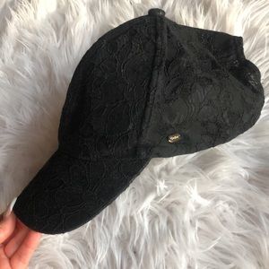bebe Black Lacey cap✨